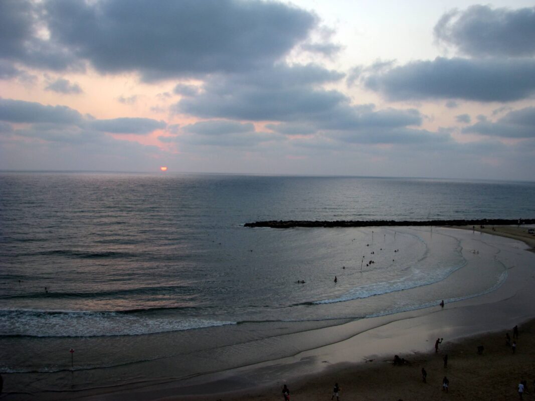 עוד שנייה נעלמת