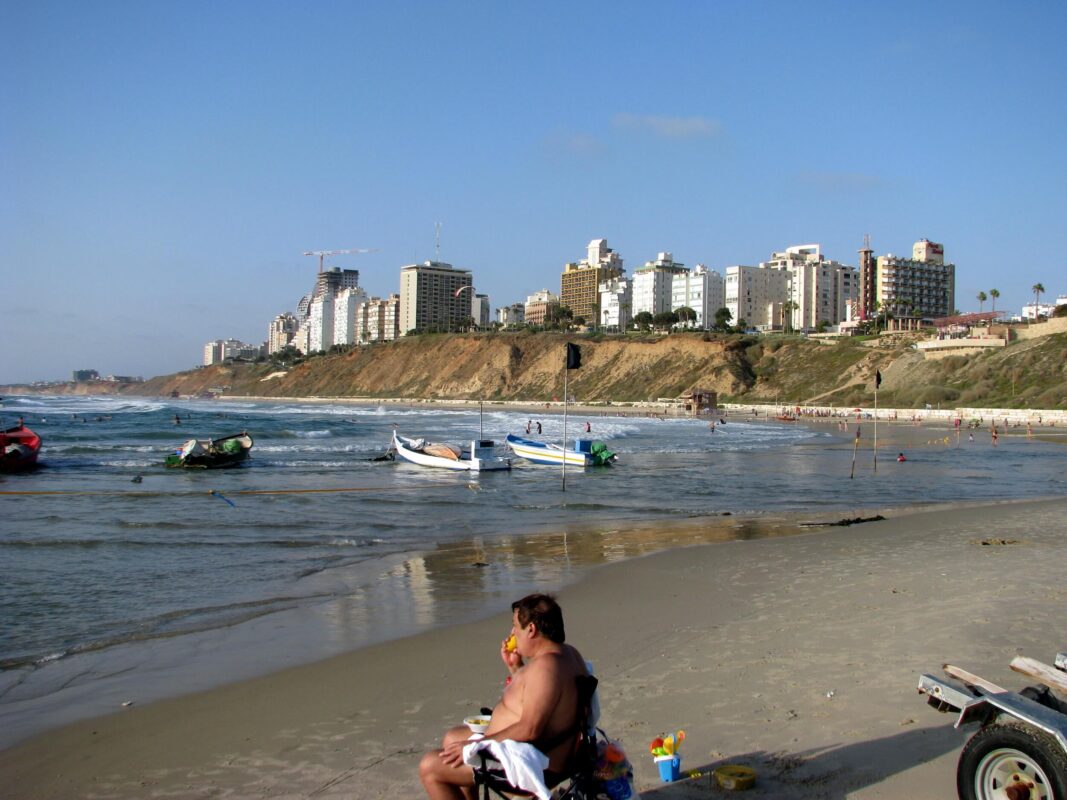 בתאבון בויה