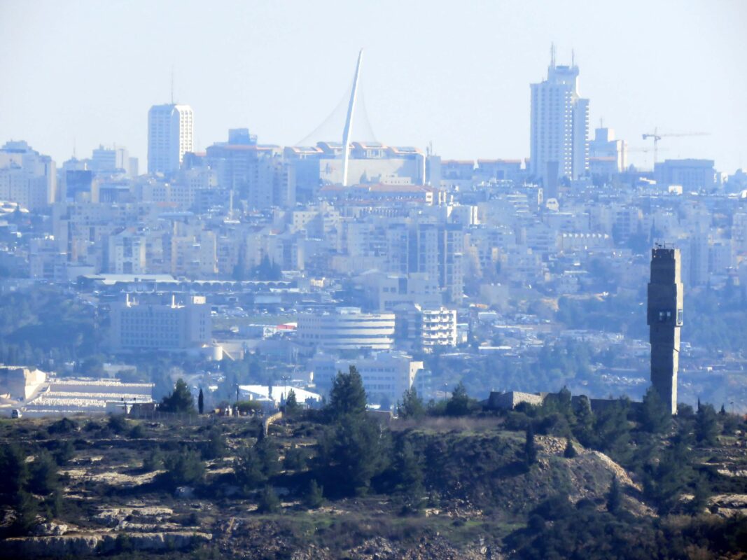 36 The bridge with the water tower of Mevaseret, zoom from Har Adar