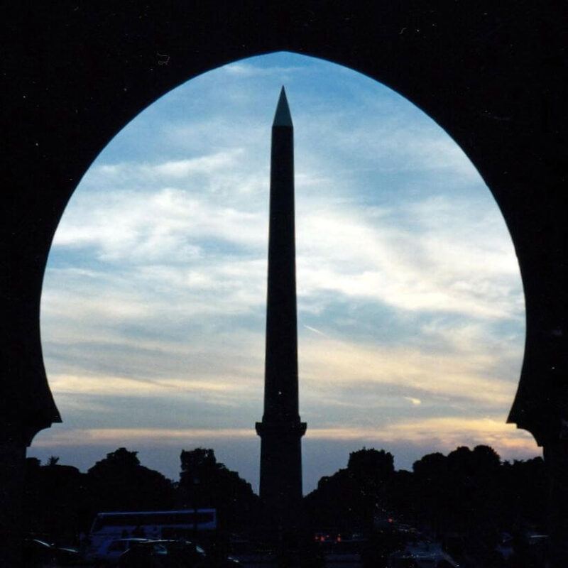 אובליסק במבט מרוקני