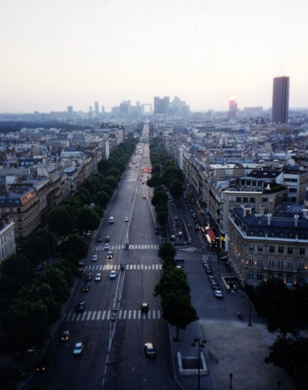 מונפרנס ולה-דיפנס, משער הנצחון