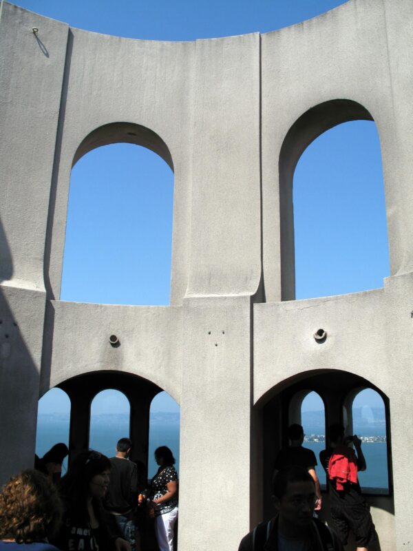 חלונות מגדל קויט