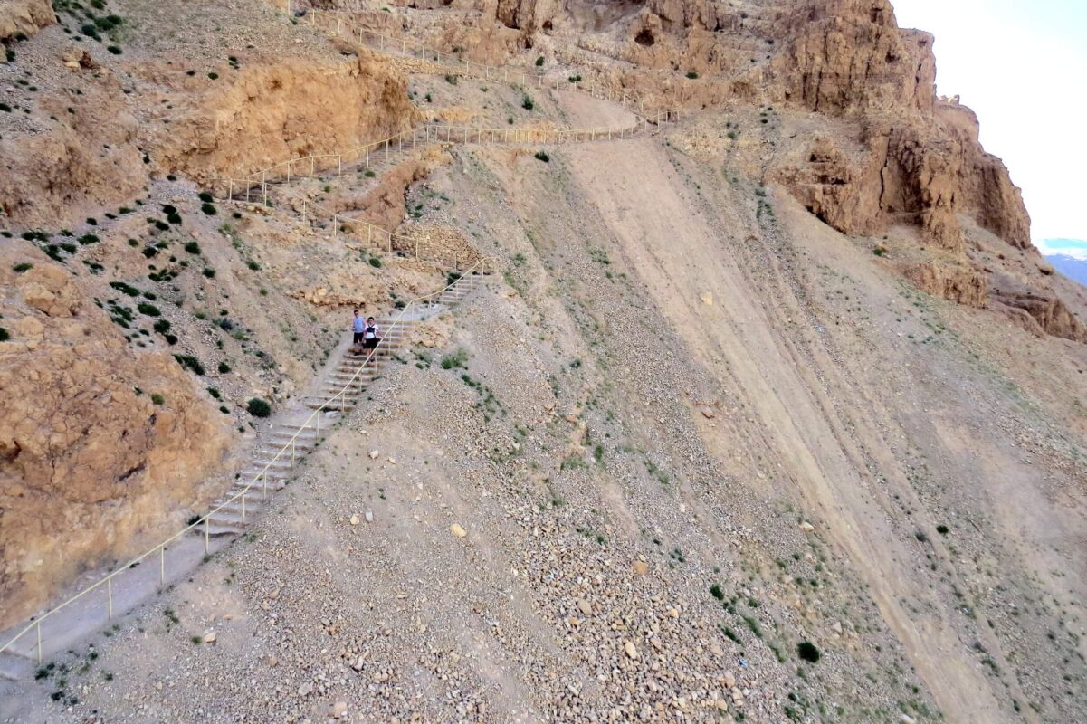 מדרגות הנחש