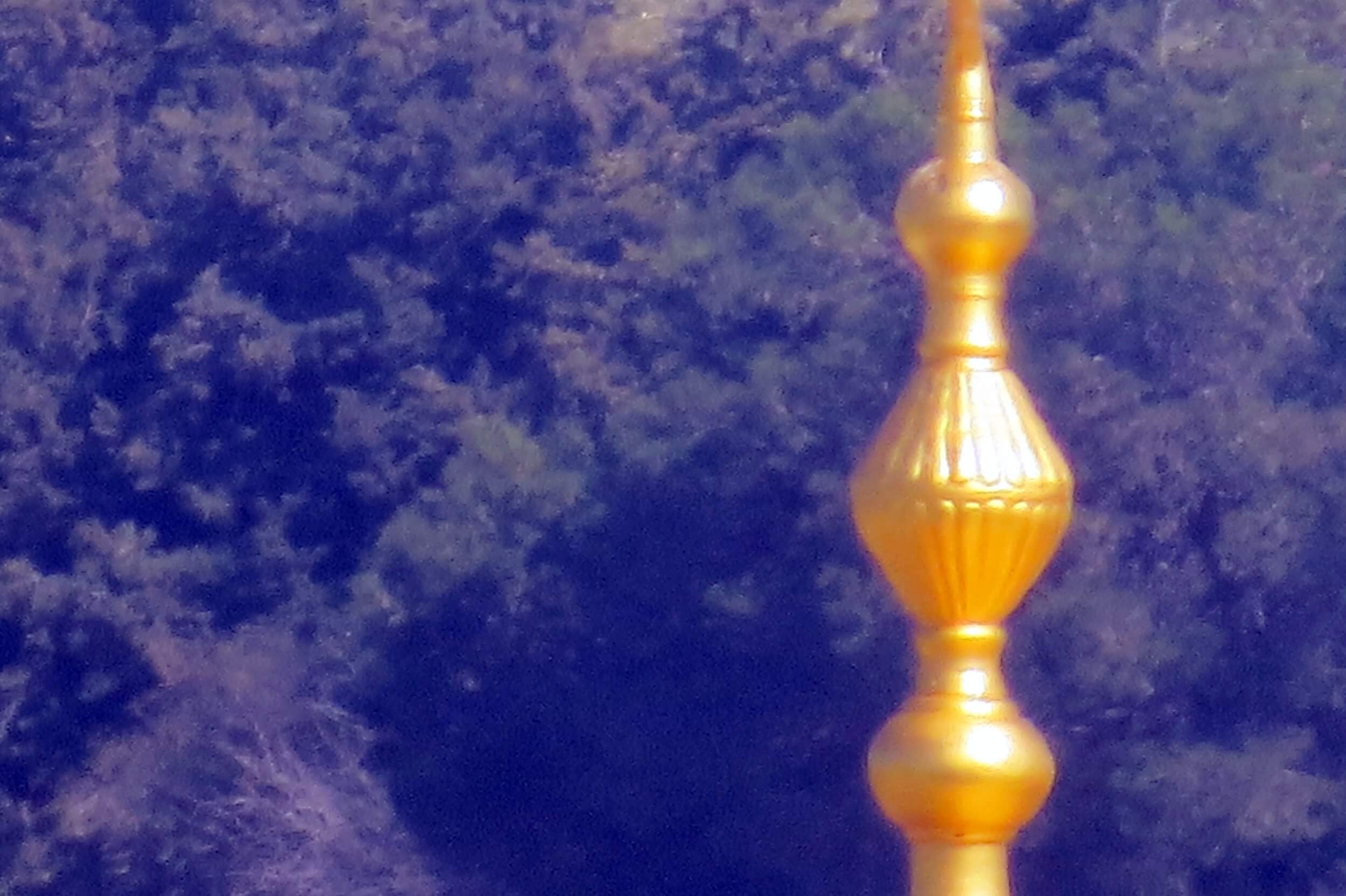 Zoom on the Dome of the Rock's tip