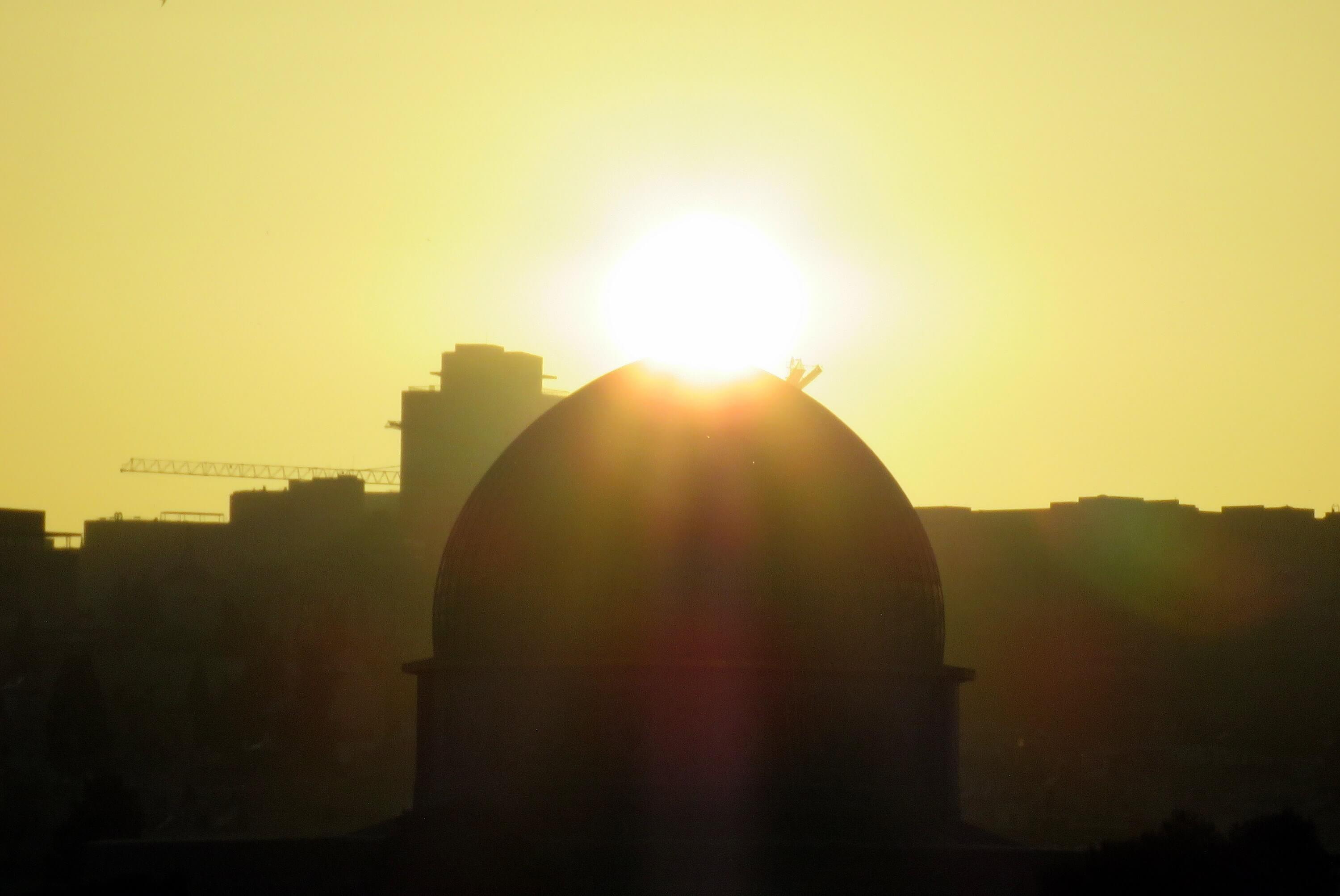 Touching, not touching