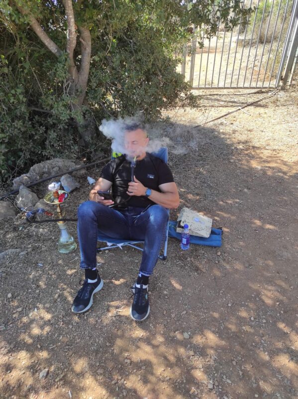 Hookah smoke in your eyes