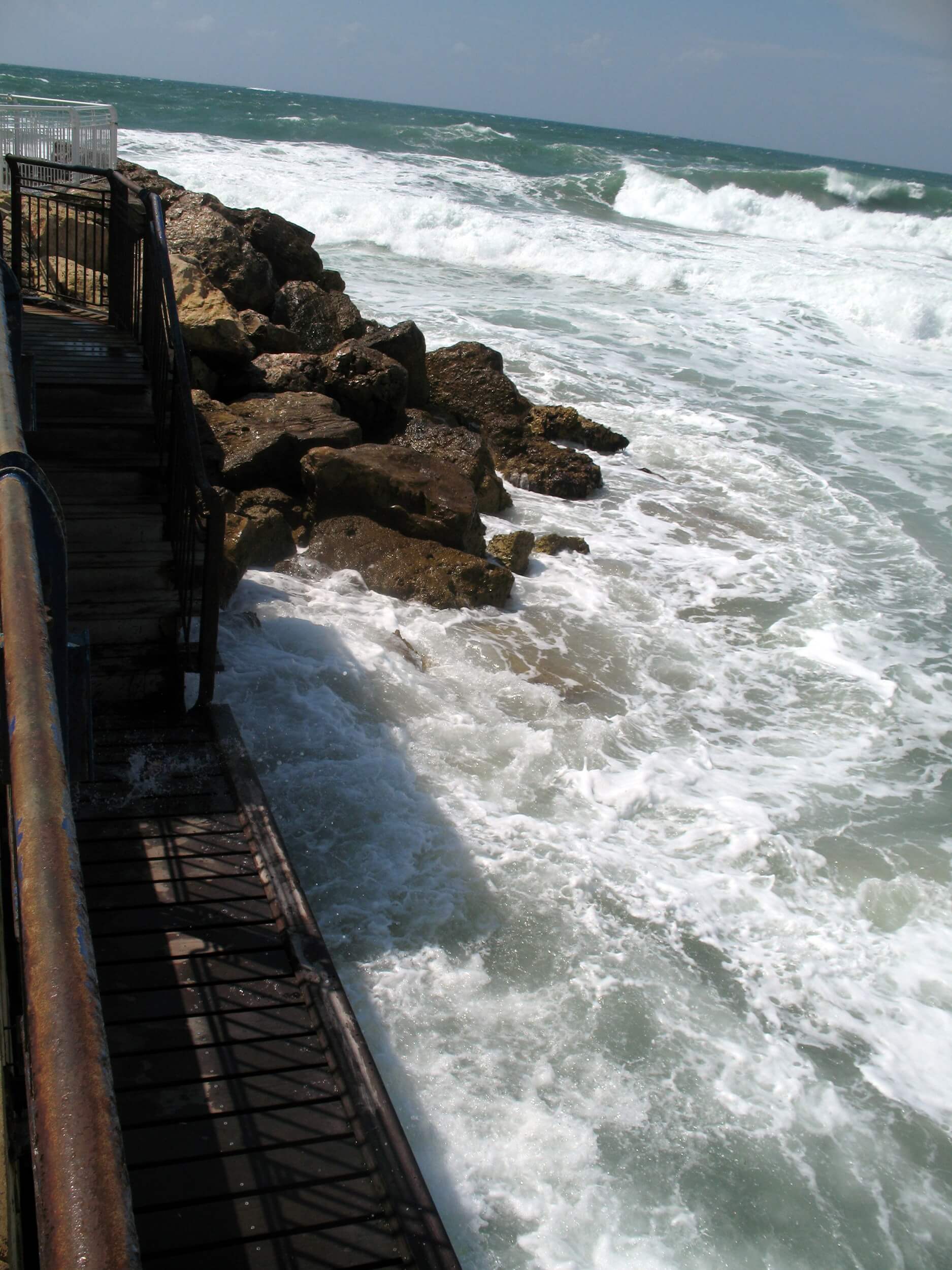 The Pier on the Right