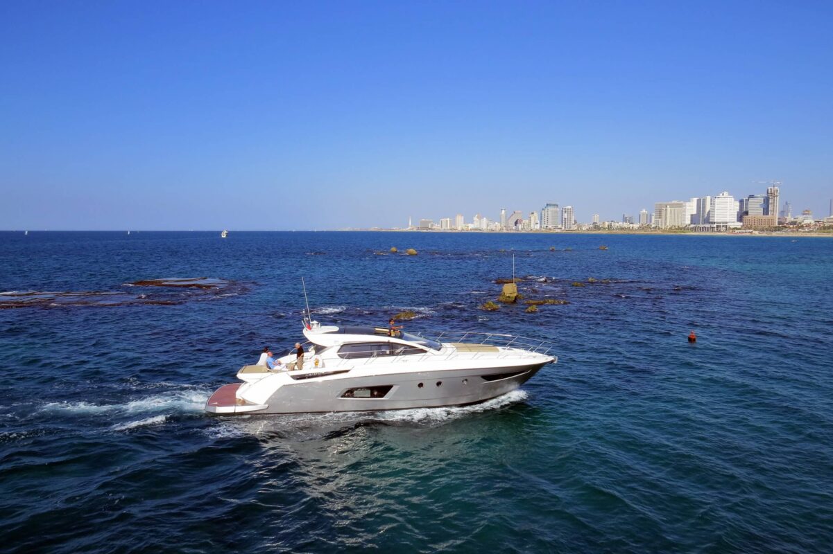 The racing boat has left