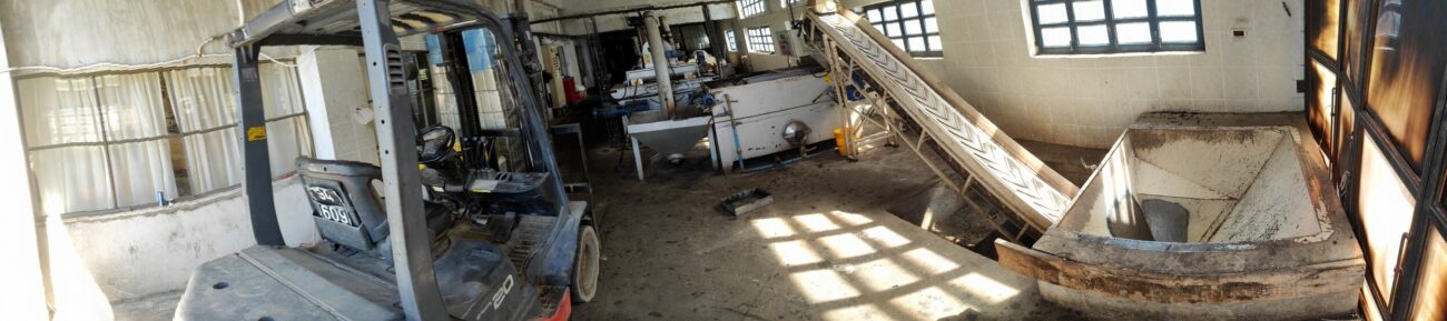 Panorama of the quiet olive press, at night it is completely different. It is recommended to open and enlarge! 