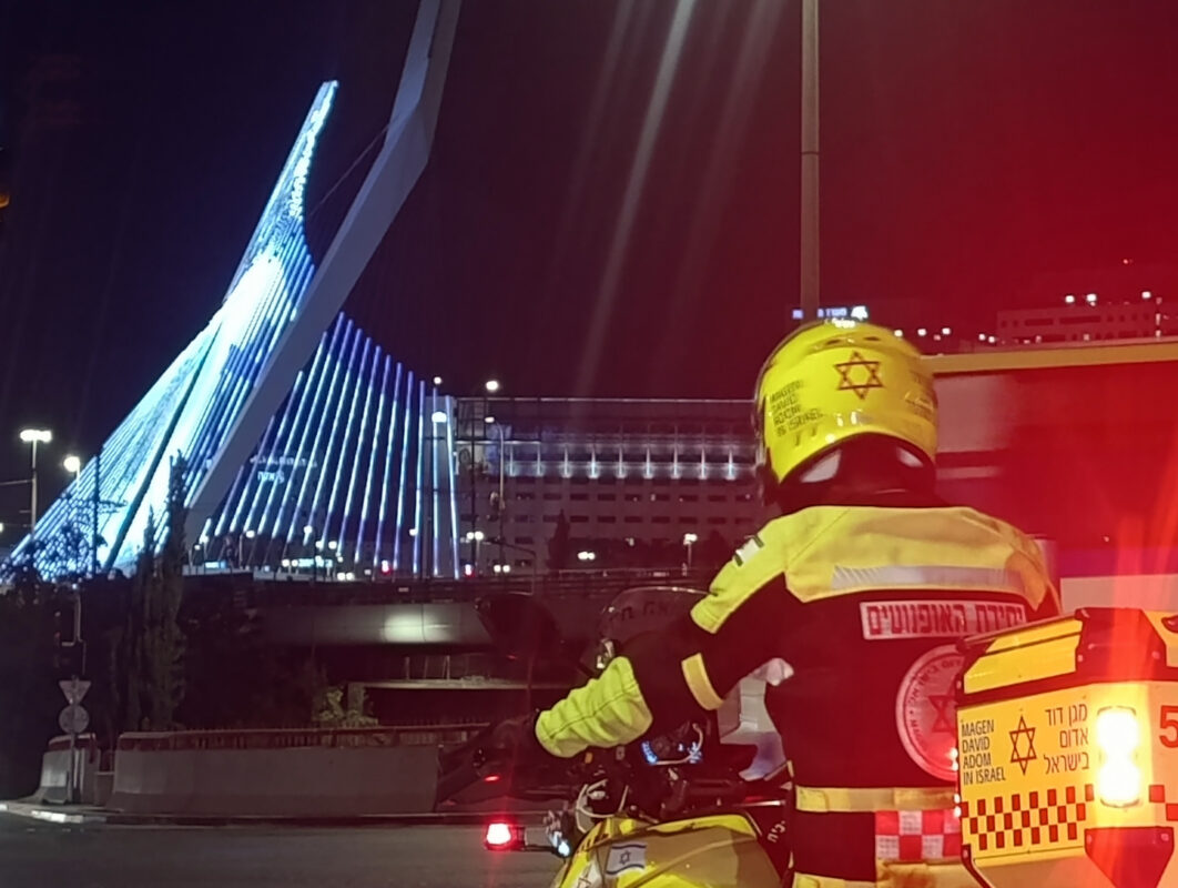 43 I counted six Stars of David and one more around the corner