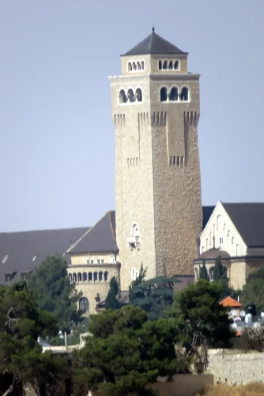 זום מבית כנסת החורבה