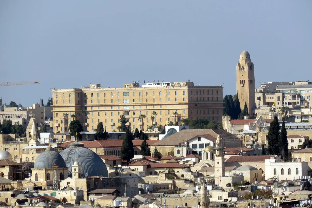 מגדל ימקא ומלון המלך דוד, זום מאוגוסטה ויקטוריה