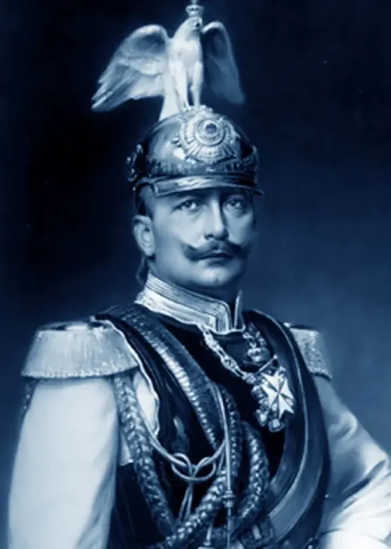 It's funny that the eagle on the crown also has a crown on its head.