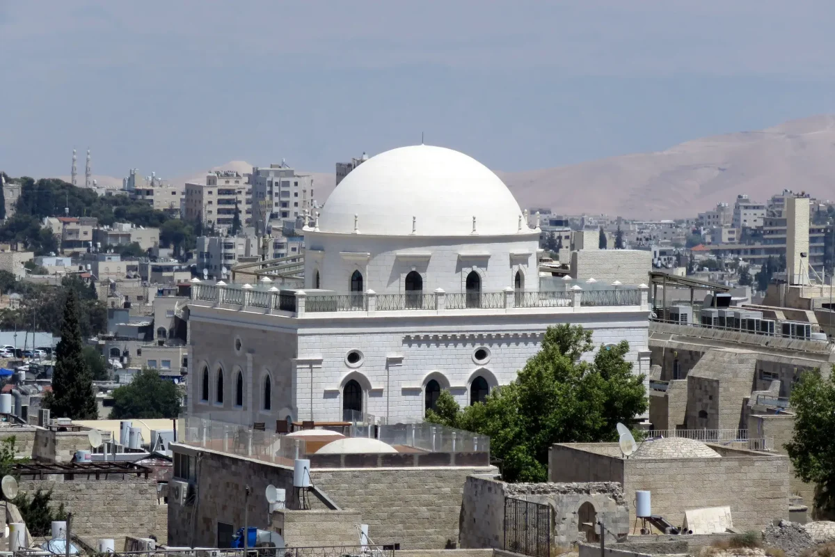 זום לבית כנסת החורבה